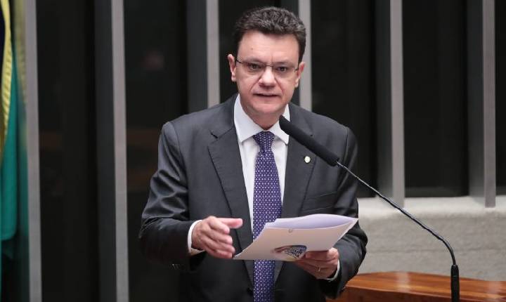 Câmara elege Odair Cunha para vaga de ministro do TCU