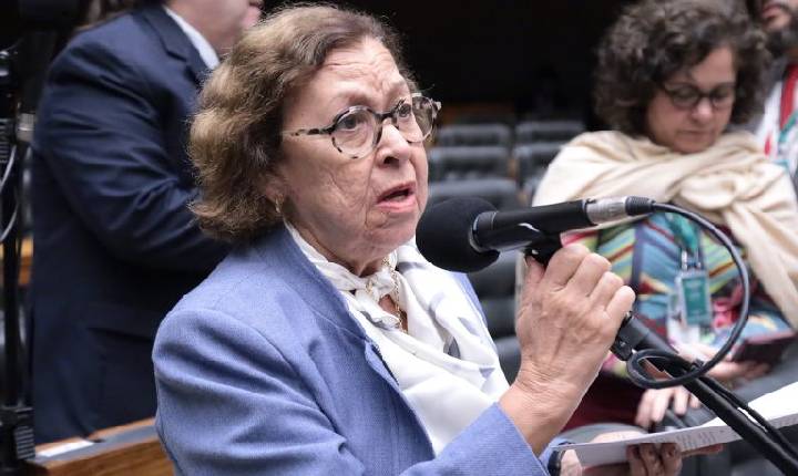 Comissão aprova canais de atendimento 24 horas para mulheres vítimas de violência