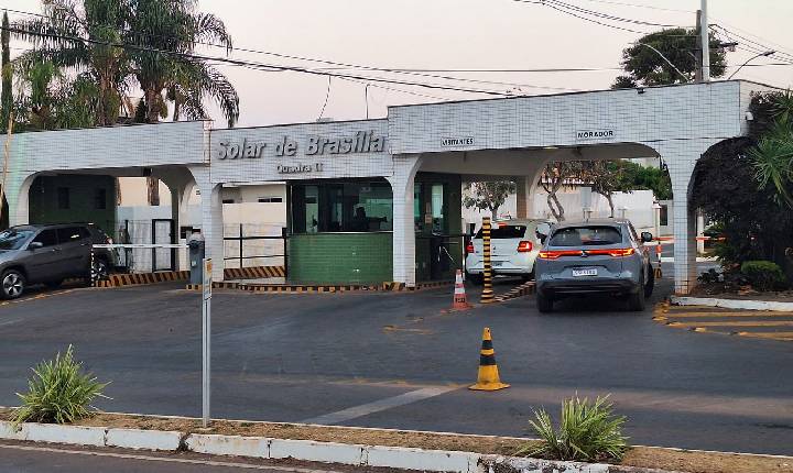 Moraes nega pedido para Javier Milei visitar Bolsonaro em casa