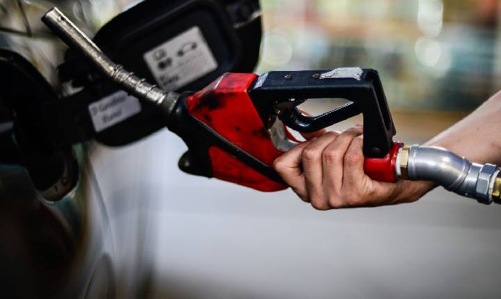 Reajuste do diesel mostra limitações do mercado no Brasil, diz FUP