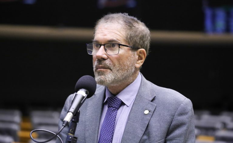 Comissão aprova suspensão de mudança nas regras para importação de cacau africano