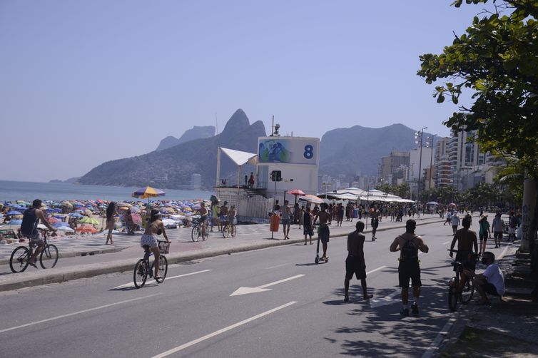 Operação Verão nas praias do Rio terá postos de salvamento móveis