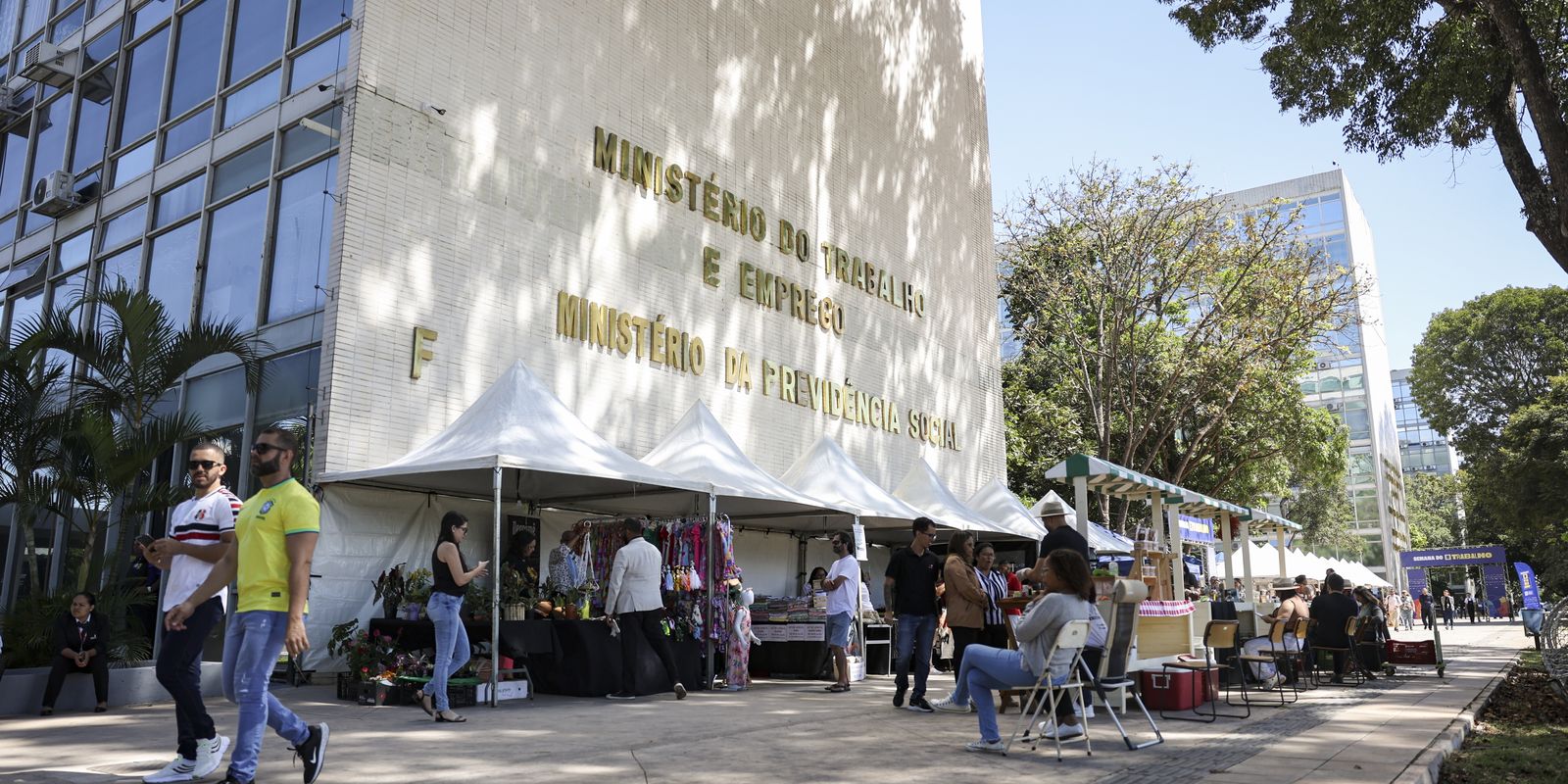 Governo libera mais R$ 3,9 bi para pagar saque-aniversário do FGTS